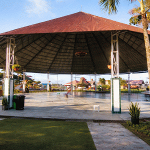 MALOCA_GRANDE COMPLEJO RECREATIVO IQUITOS